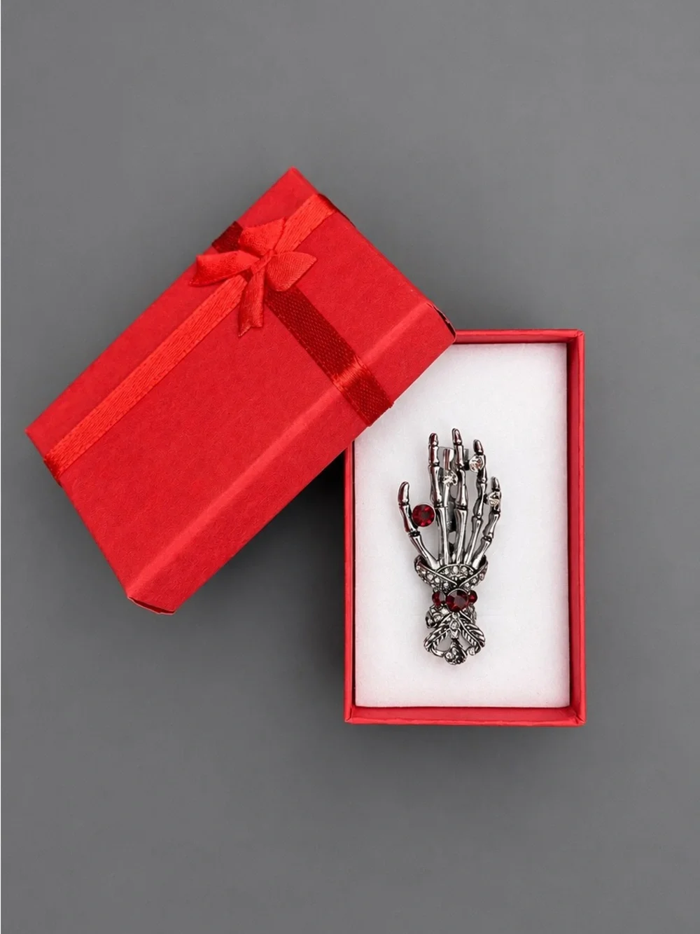 Skeleton Hand Brooch Gothic Halloween Pin Vintage Style Crystal
